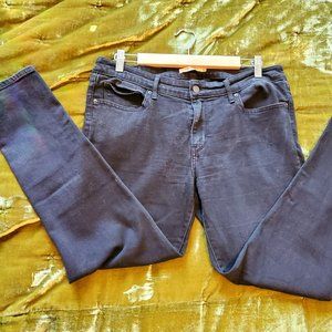 Levi's 711 Skinny Black Distressed 32